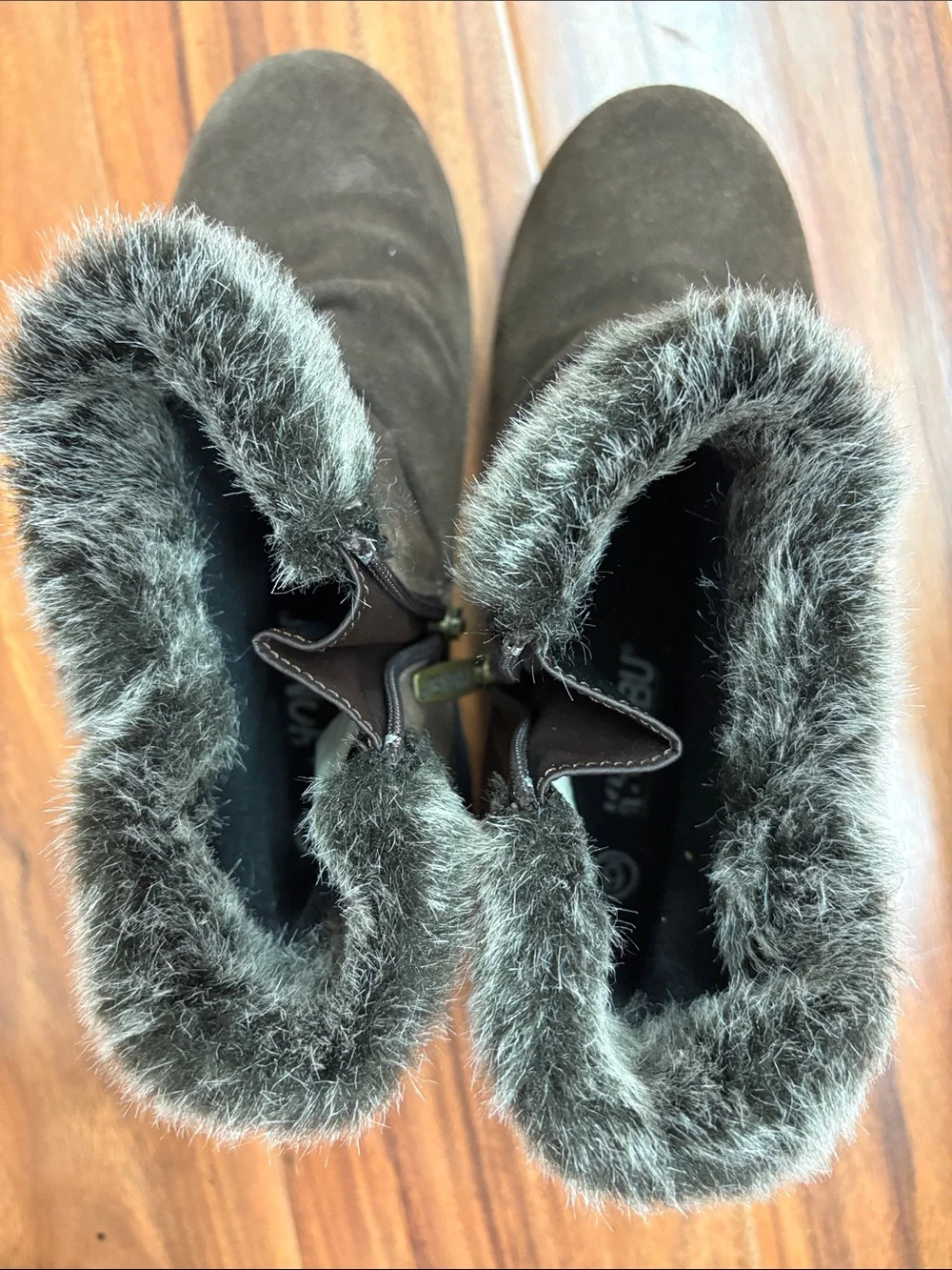 Khombu‎ women boots 6m